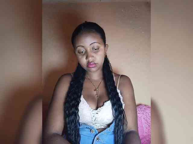 Victoria33 webcam