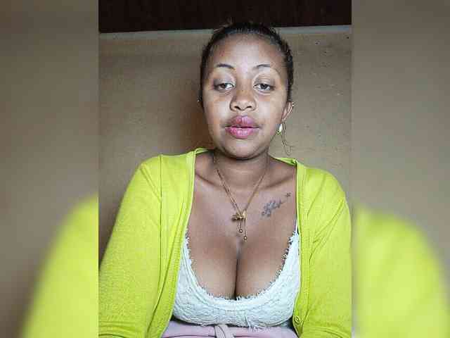 Victoria33 webcam
