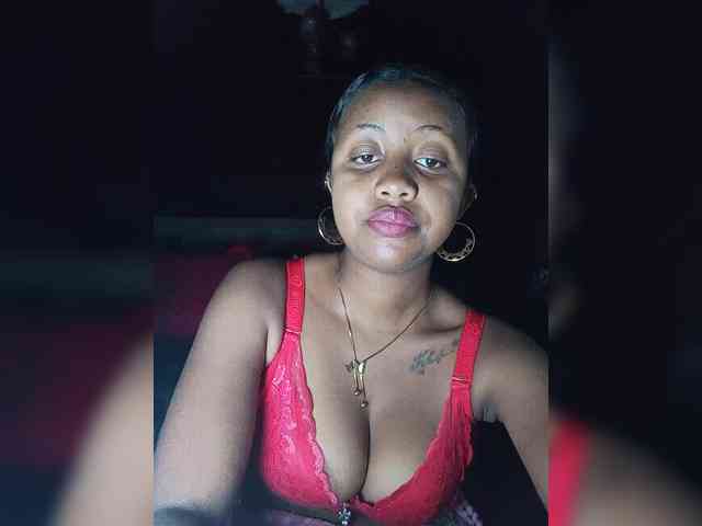 Victoria33 webcam