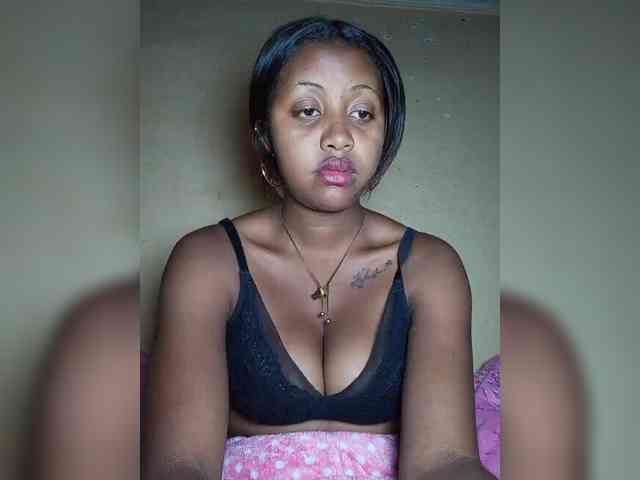 Victoria33 webcam