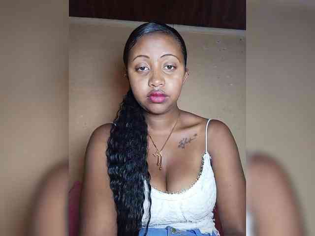 Victoria33 webcam