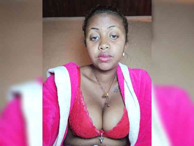 Victoria33 webcam