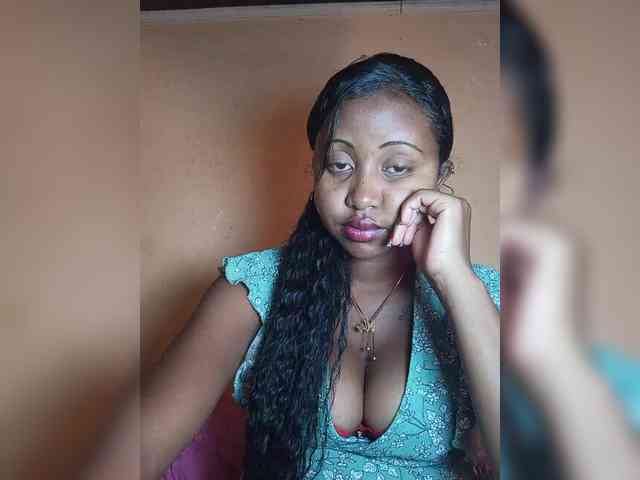 Victoria33 webcam