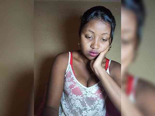 Victoria33 webcam