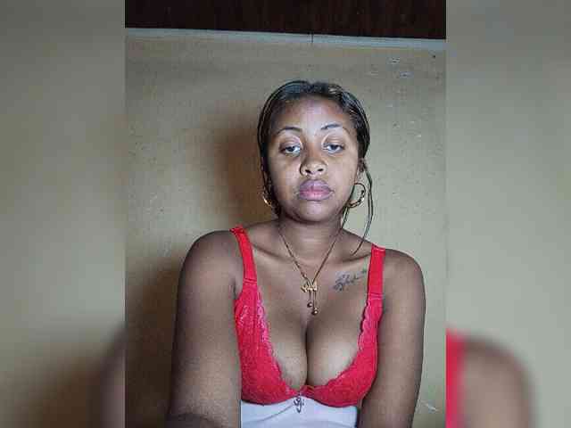 Victoria33 webcam