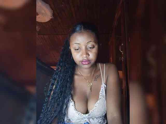 Victoria33 webcam