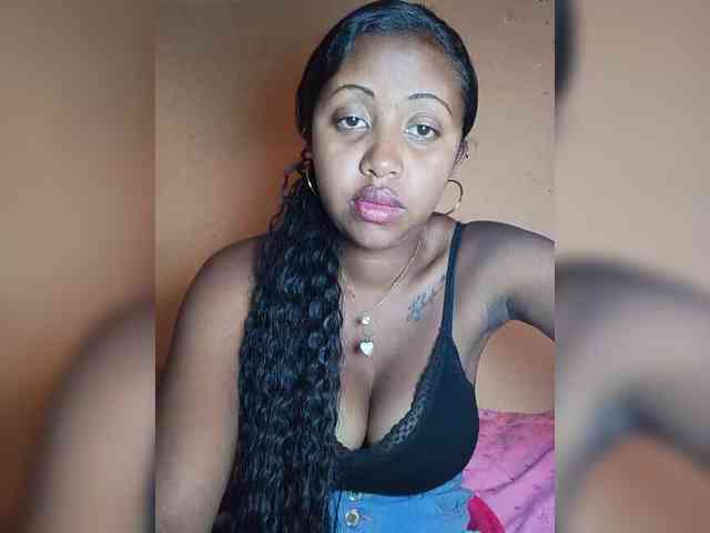 Victoria33 webcam