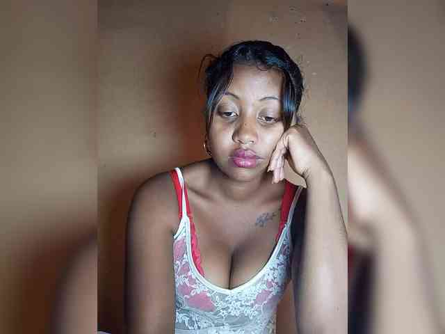 Victoria33 webcam