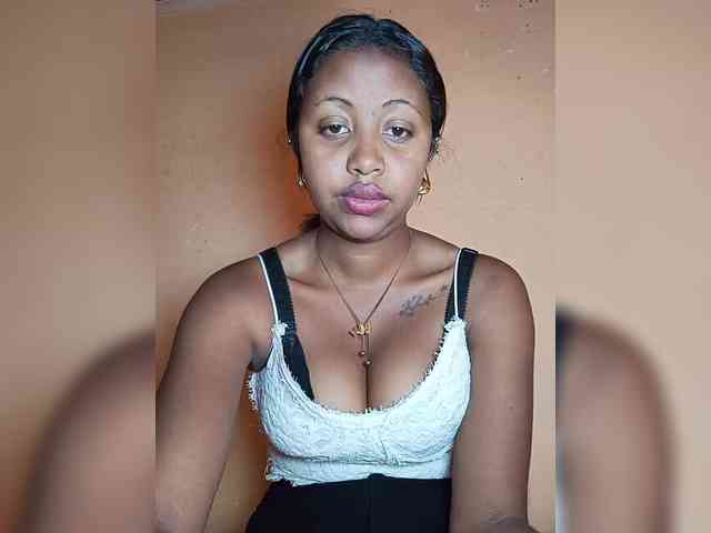 Victoria33 webcam