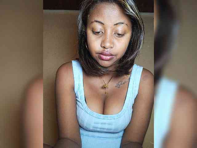 Victoria33 webcam