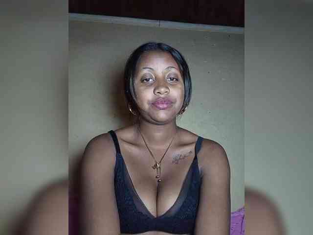 Victoria33 webcam