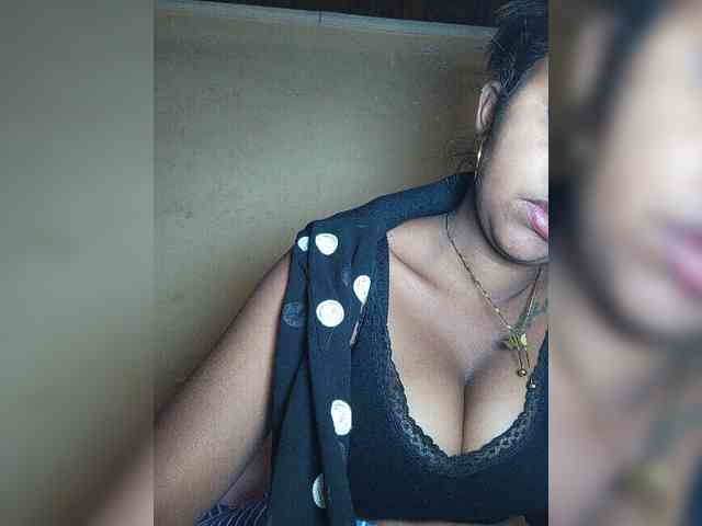 Victoria33 webcam