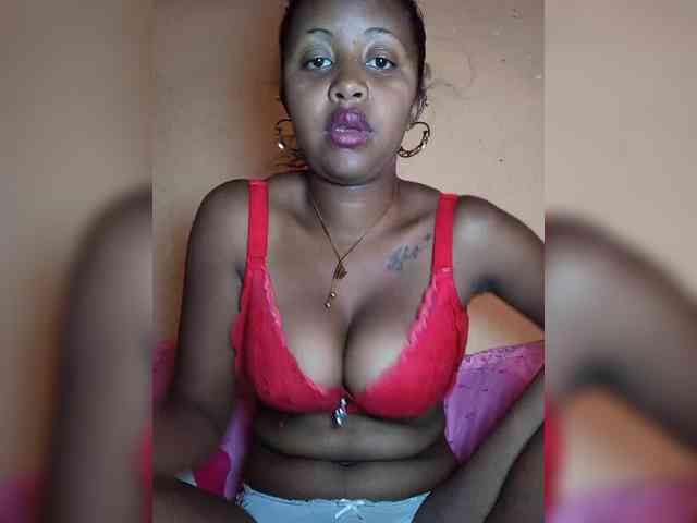 Victoria33 webcam