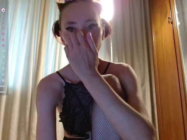 Crazy1one live cam on BongaCams