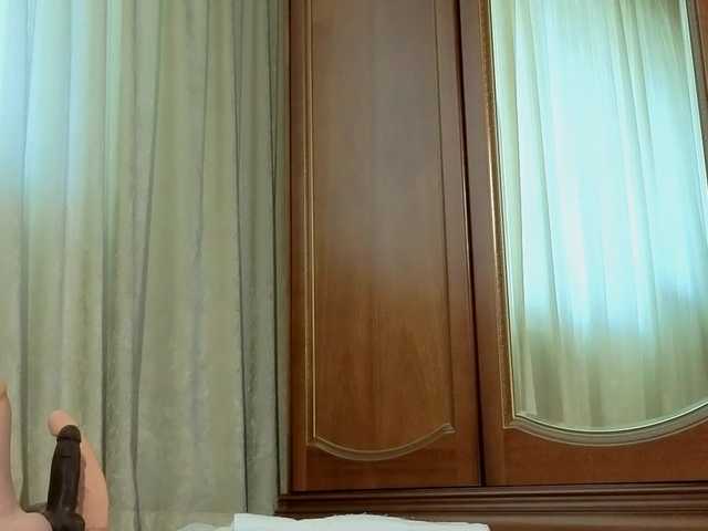 Crazy1one's BongaCams show and profile