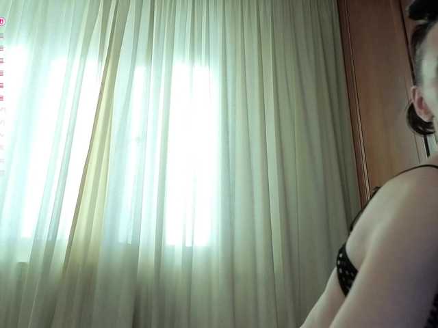 Crazy1one's BongaCams show and profile