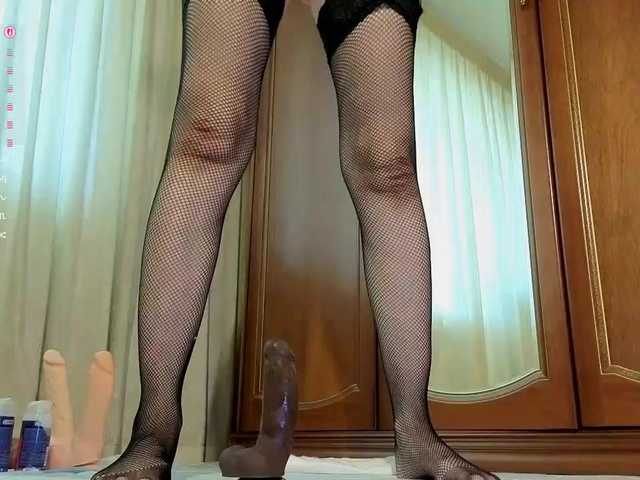 Crazy1one's BongaCams show and profile