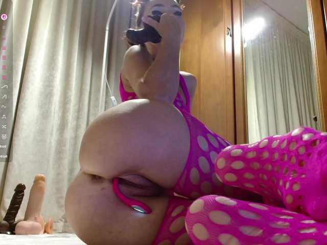 Crazy1one live cam