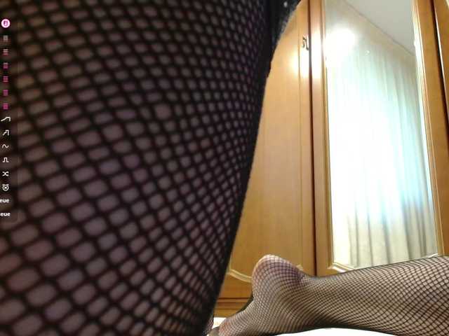 Crazy1one live cam on BongaCams