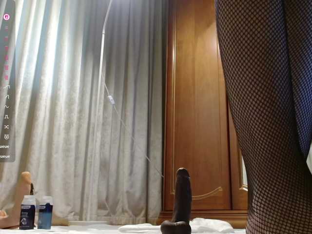Crazy1one live cam preview