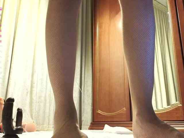 Crazy1one webcam
