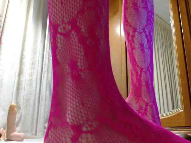 Crazy1one webcam