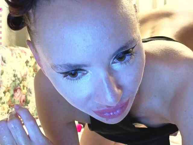 Crazy1one webcam