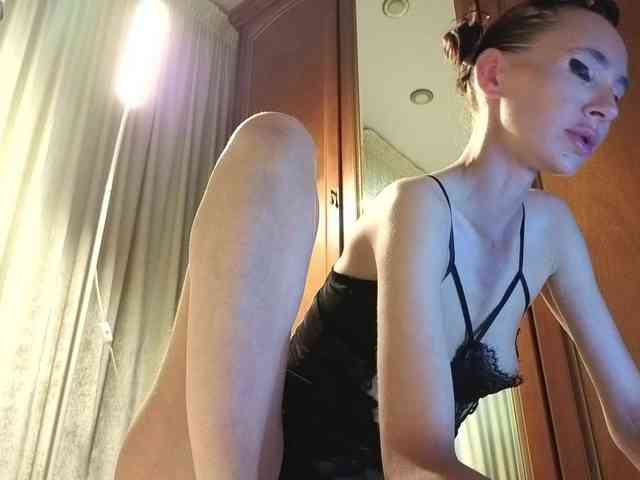 Crazy1one webcam