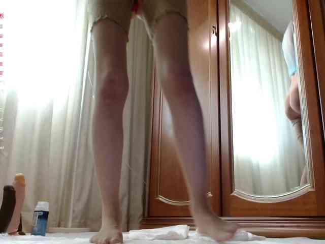Crazy1one webcam