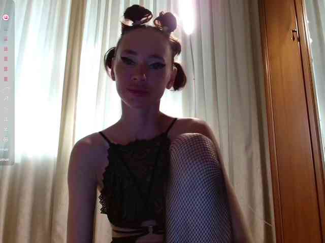 Crazy1one webcam