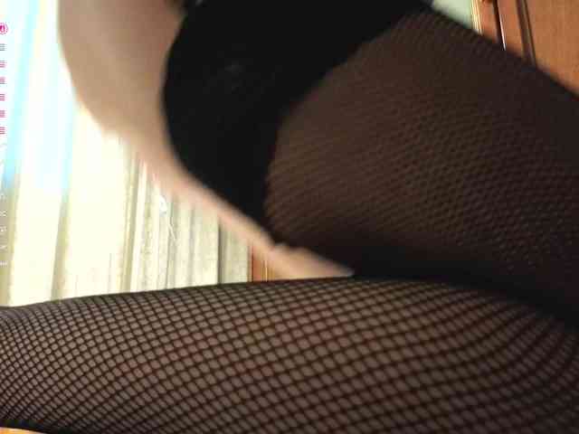 Crazy1one webcam