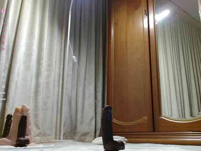Crazy1one webcam
