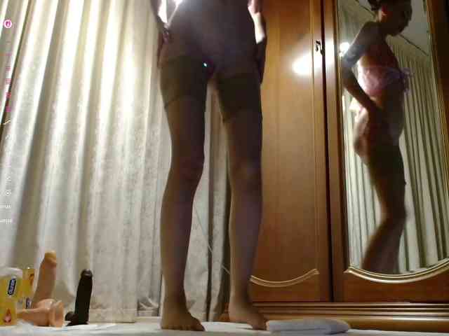 Crazy1one webcam