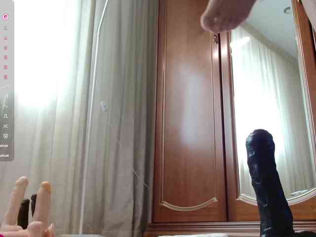Crazy1one webcam