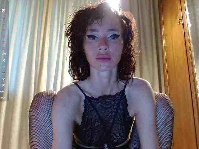 Crazy1one webcam