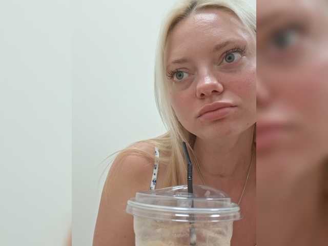 Gargonaa live cam on BongaCams