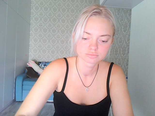 Gargonaa live cam on BongaCams