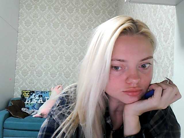 Gargonaa live cam on BongaCams