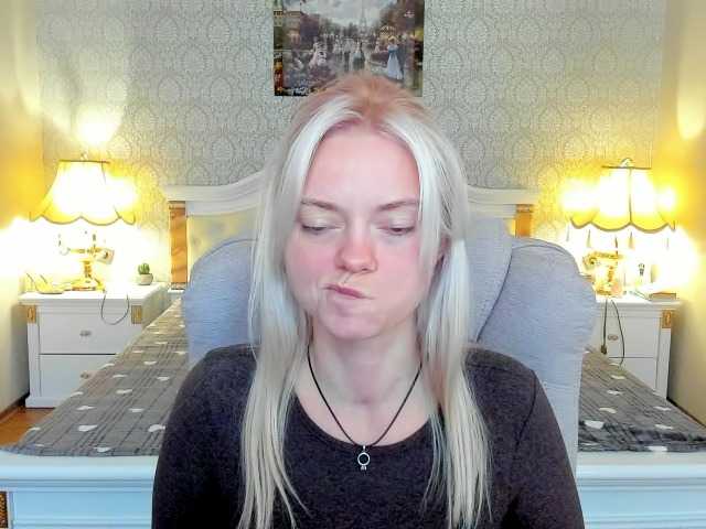 Gargonaa live cam on BongaCams