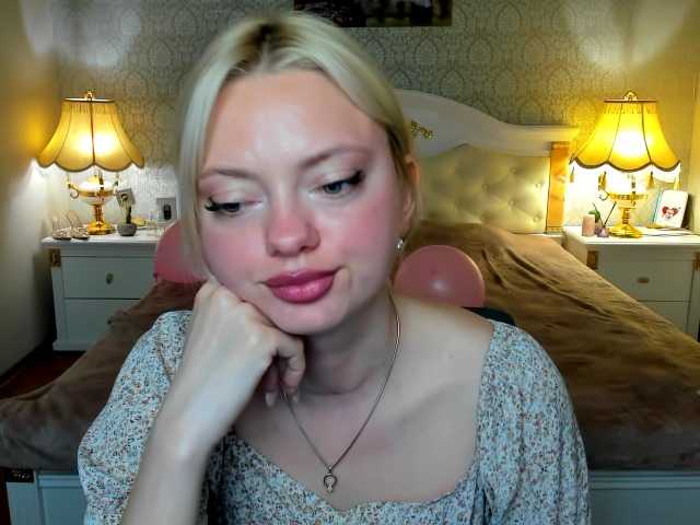 Gargonaa's BongaCams show and profile