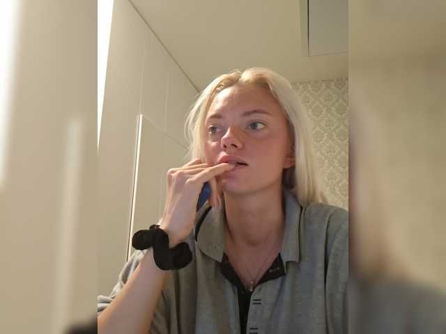 Gargonaa live cam on BongaCams