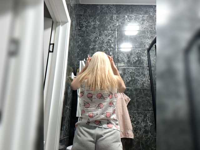 Gargonaa's BongaCams show and profile