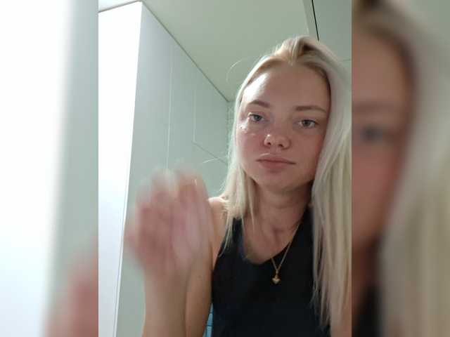 Gargonaa live cam on BongaCams