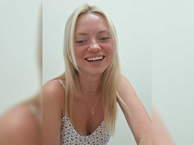 Gargonaa live cam on BongaCams