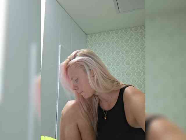 GargonaG webcam