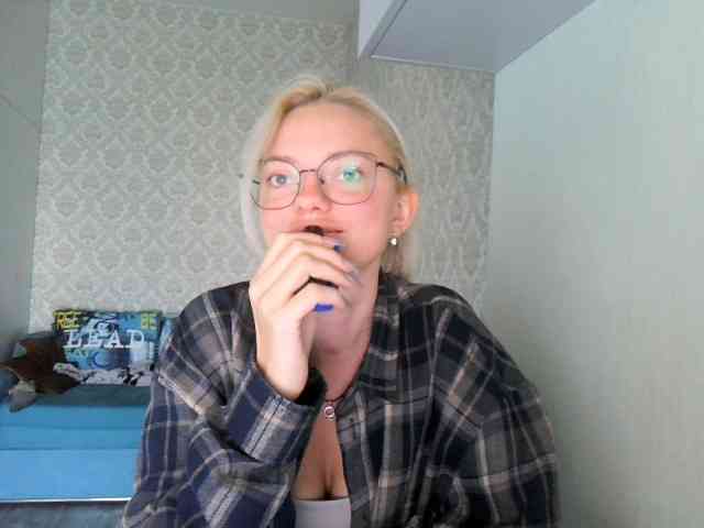 GargonaG webcam