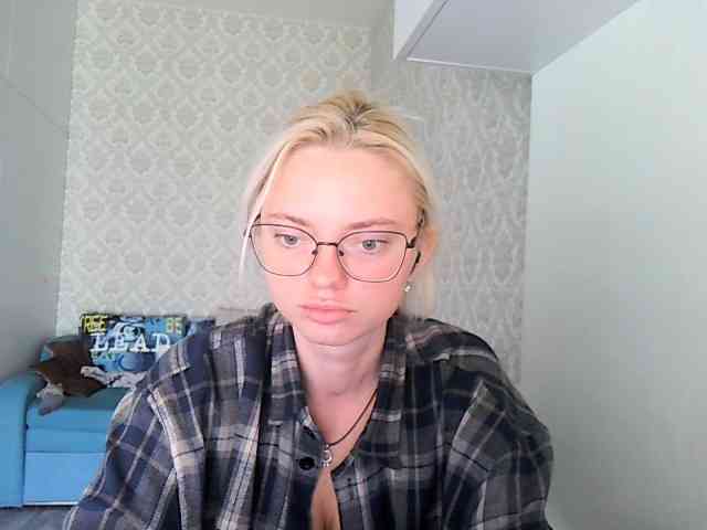 GargonaG webcam