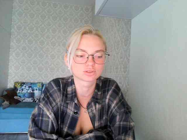 GargonaG webcam