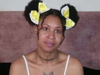 RachelAnnXd's Live Webcam