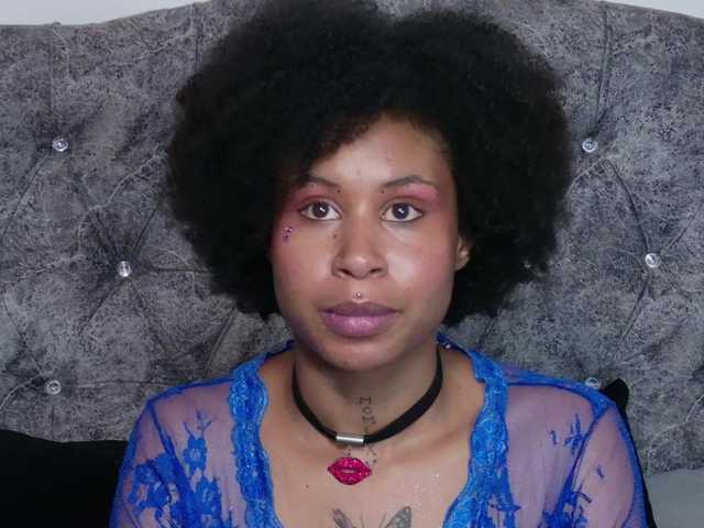 RachelAnnXd Live Cam and Statistics on UnifiedCams